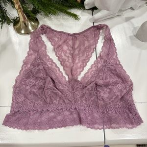 Victoria's Secret Purple Lace Bralette Sz M Feminine Delicate Girly